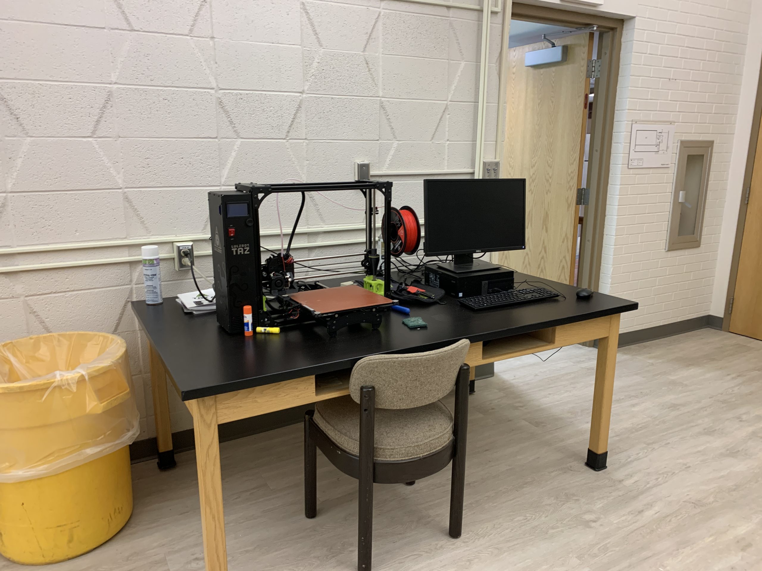 Makerspace 2 with 3D printer on desk
